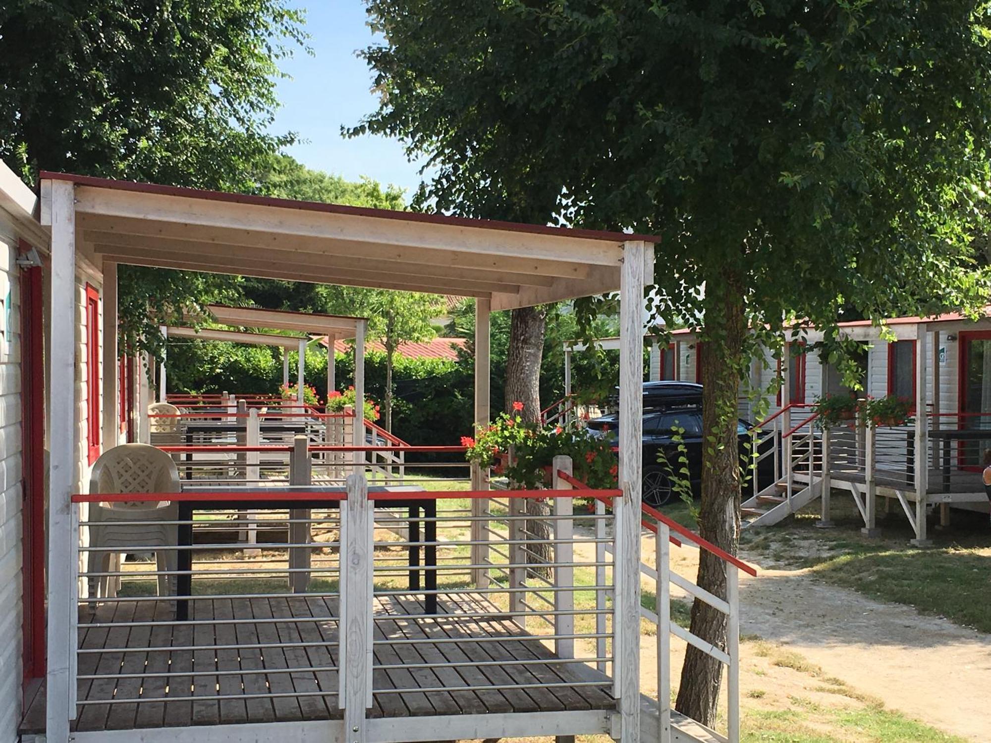 Villaggio San Francesco - Adria Holiday Mobile Homes ドゥナ・ヴェルデ エクステリア 写真