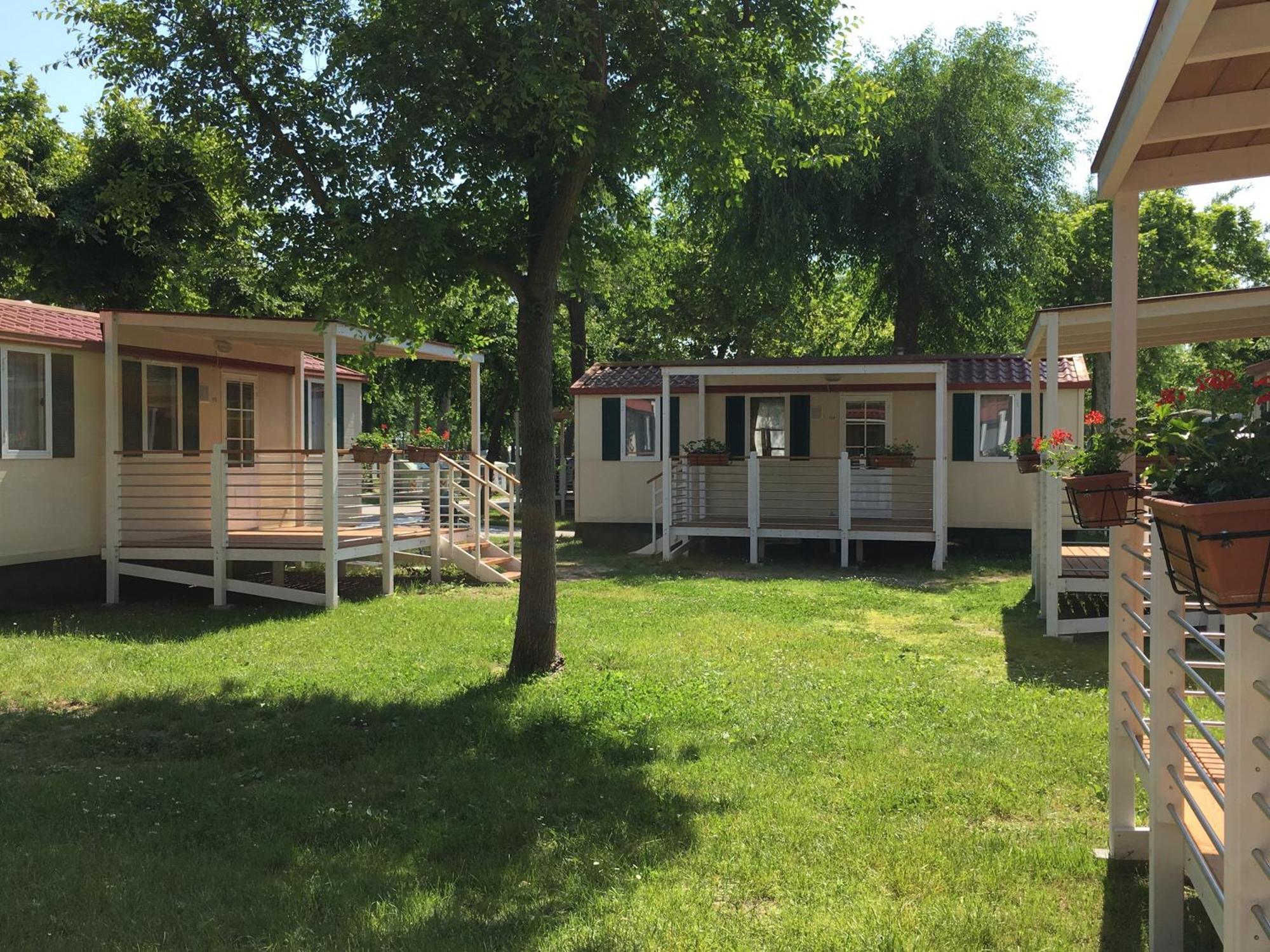 Villaggio San Francesco - Adria Holiday Mobile Homes ドゥナ・ヴェルデ エクステリア 写真