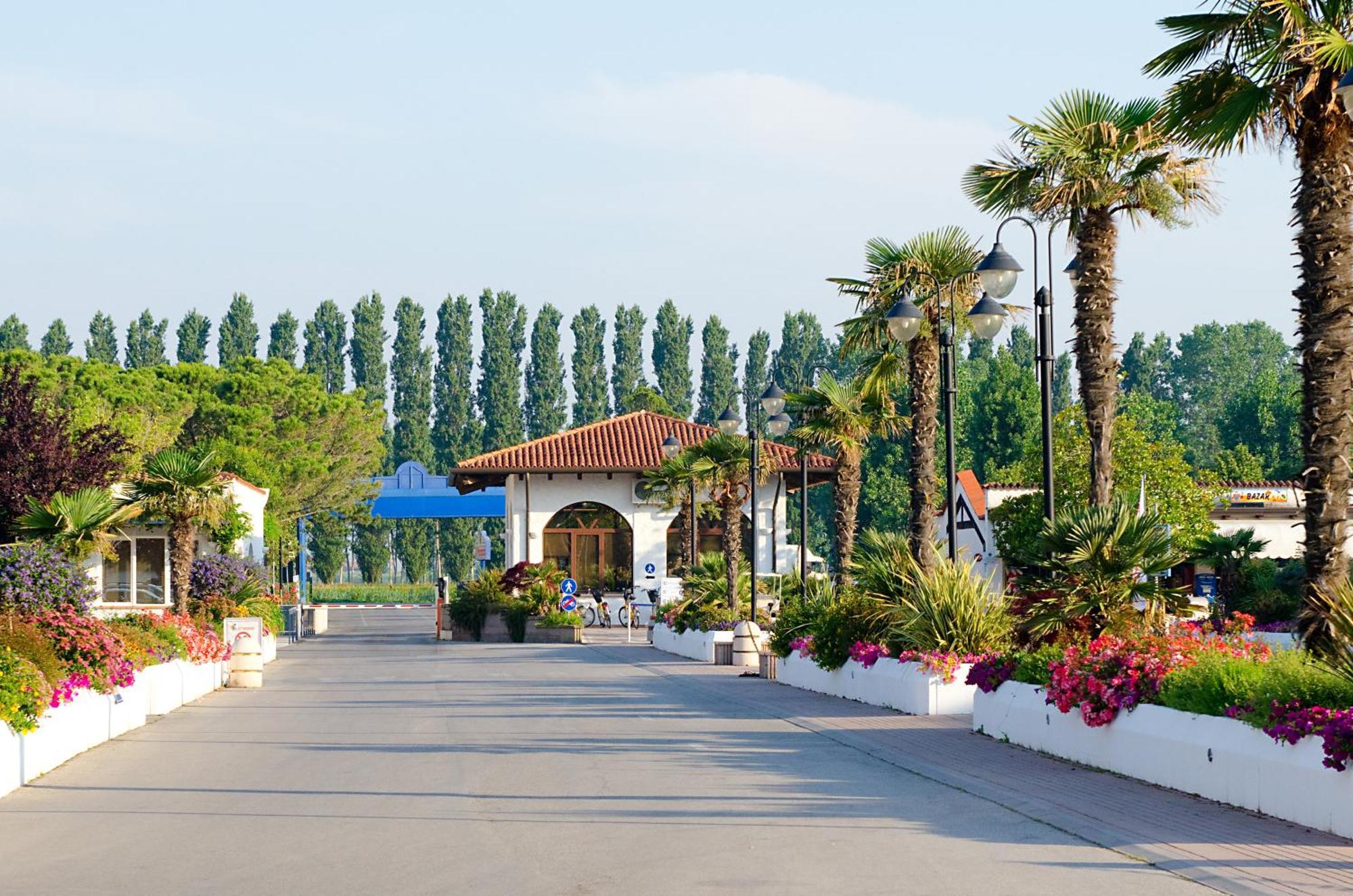 Villaggio San Francesco - Adria Holiday Mobile Homes ドゥナ・ヴェルデ エクステリア 写真
